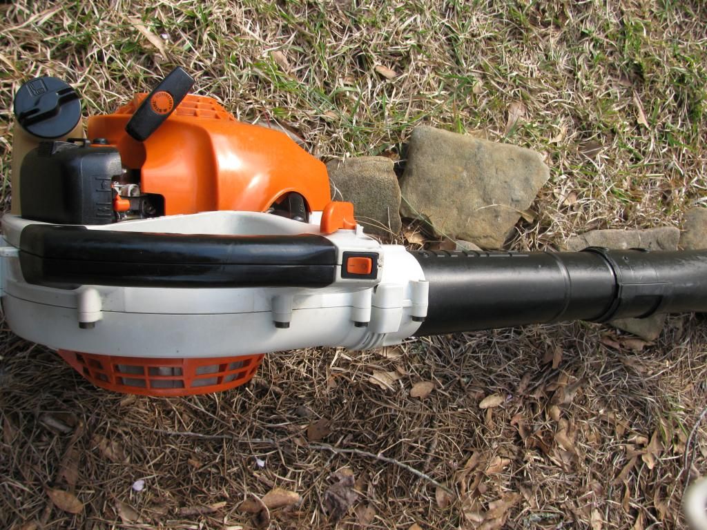 Stihl Gas Blower BG85 BG 85 c BG86 Great shape and ready to blow leaves